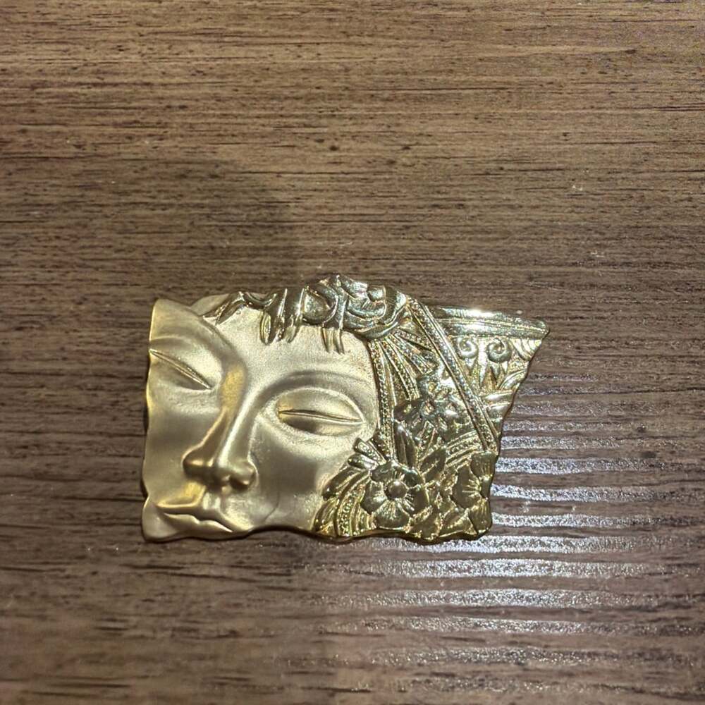 "JJ" Jonette Jewelry Co. Vintage Polynesian Brooch Ladies Face Gold-tone 1.5"